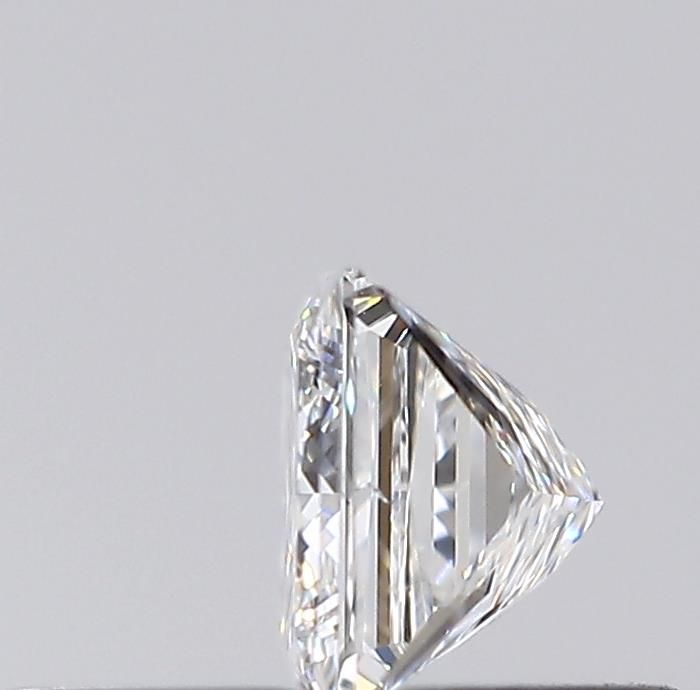 0.31 Carat Princess Timantti