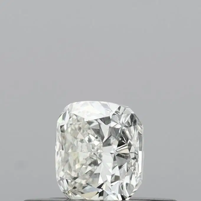 0.30 Karat Cushion Diamant