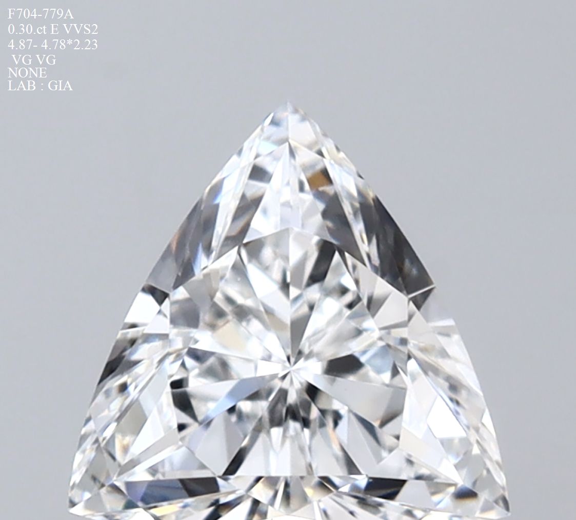 0.30 Karaat Driehoekig Diamant