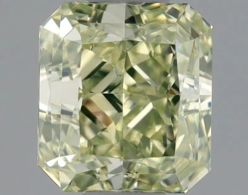 0.52 Carats Radiant Diamant