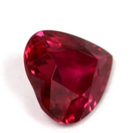 2.04 Karat Szlif serce Ruby