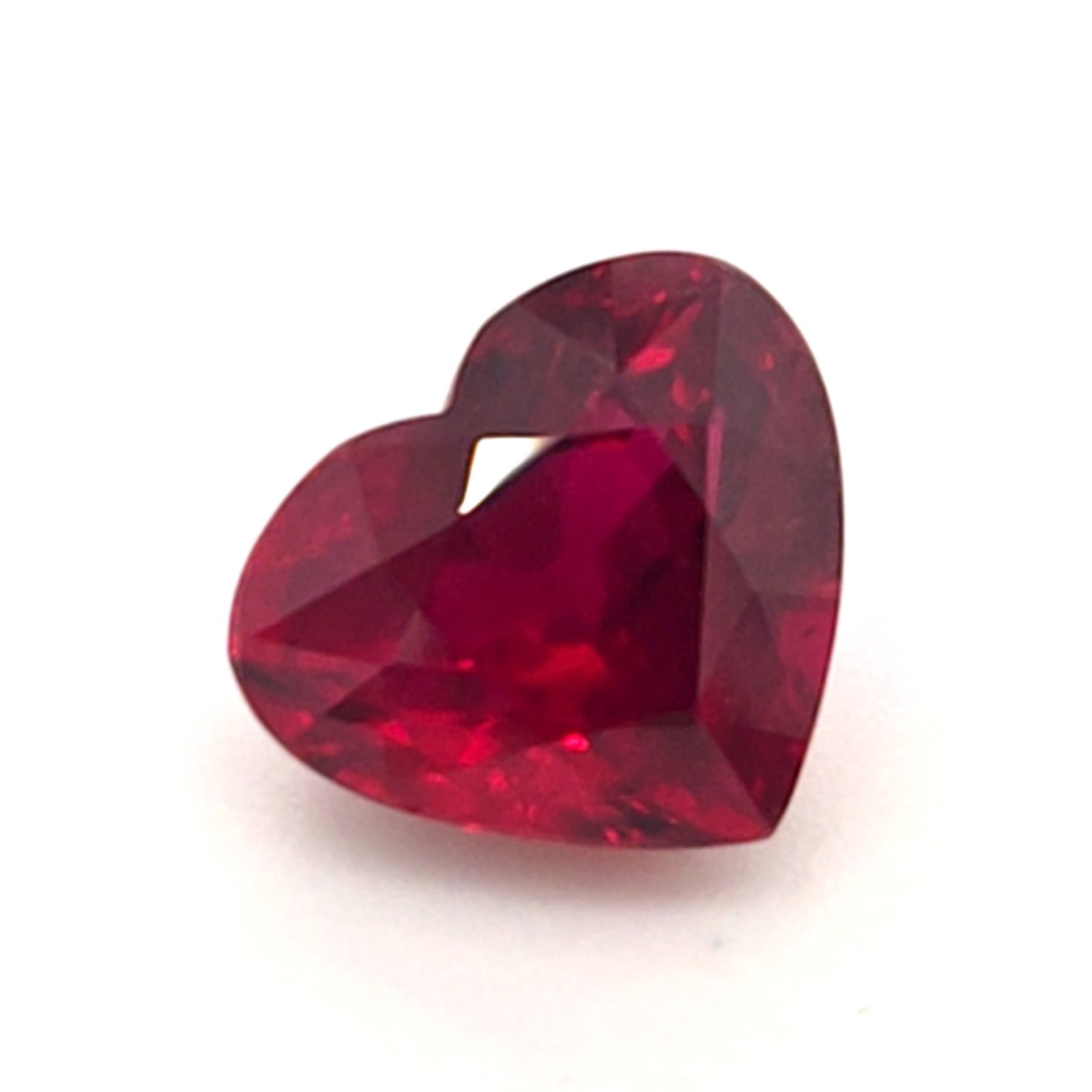 4.09 Karat Szlif serce Ruby