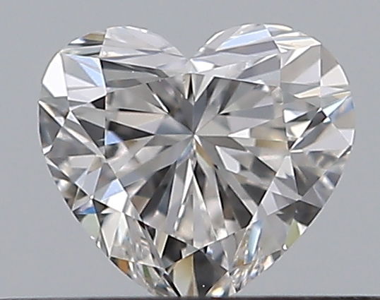 0.30 Carat Heart Timantti