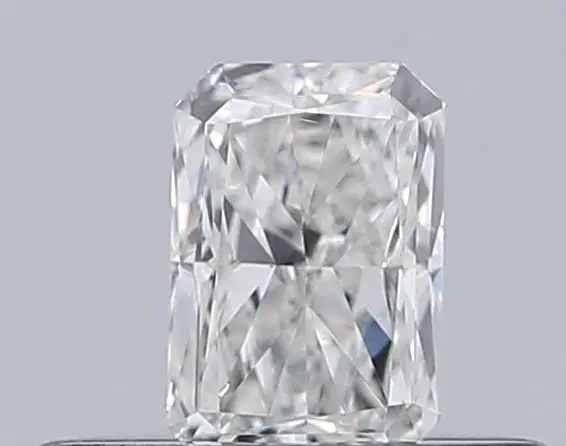 0.30 Карат  Радиант Бриллиант