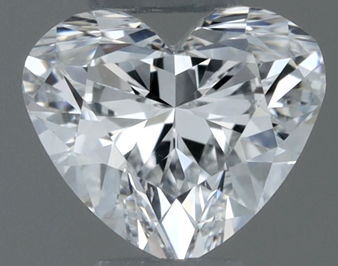 0.30 Карат Heart Диамант