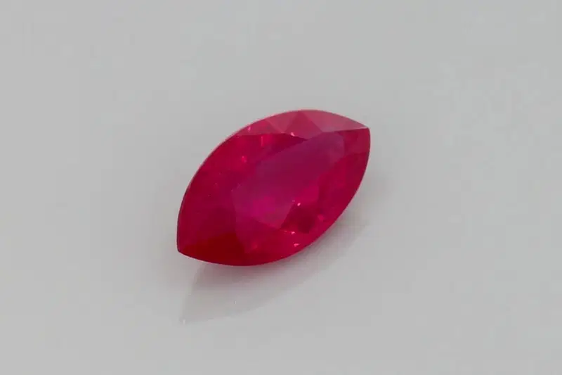 1.49 Karat Navett Ruby