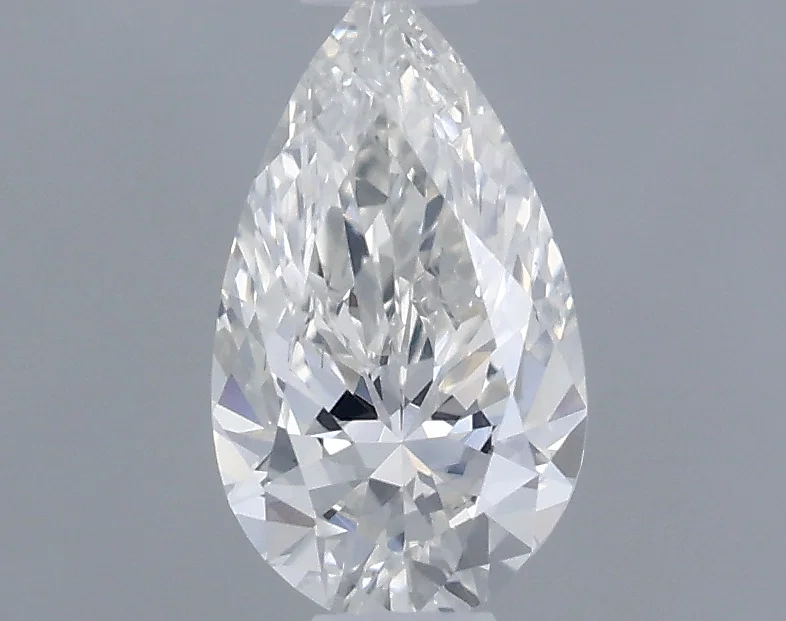 0.30 Karat Päron Diamant