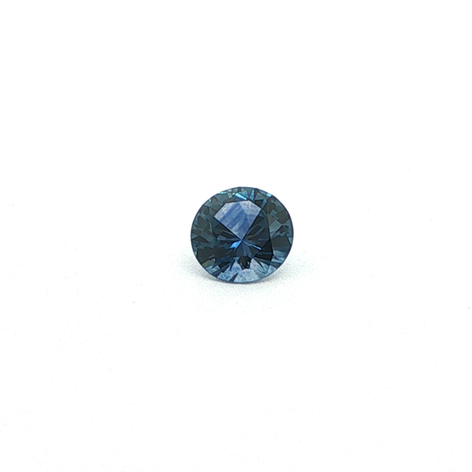 0.53 Carat Round Sapphire