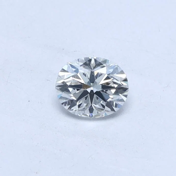 0.33 Karat Oval Diamant