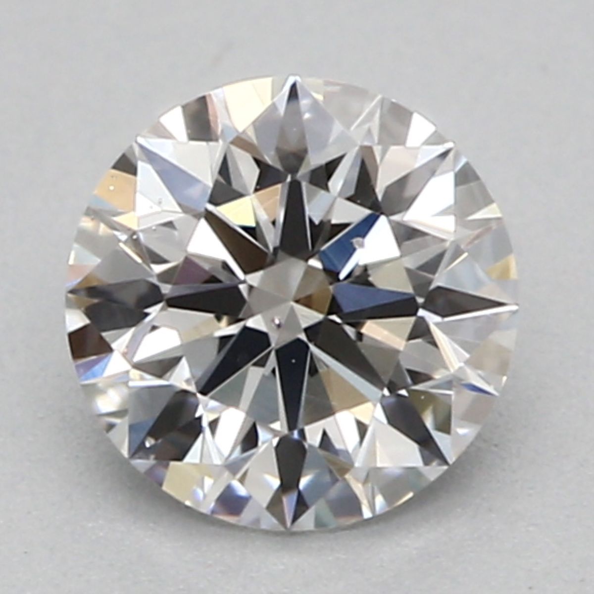 0.32 克拉 圆形 钻石
