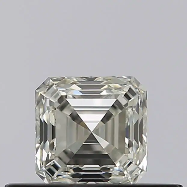 0.33 Karat Asscher Diamant