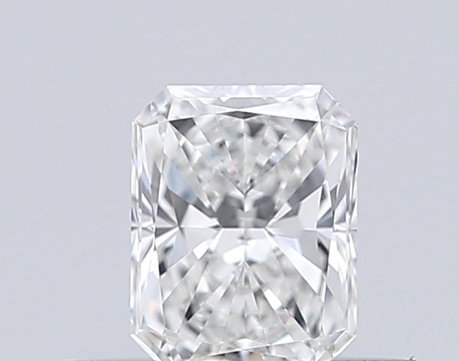 0.31 Karat Radiant Diamant