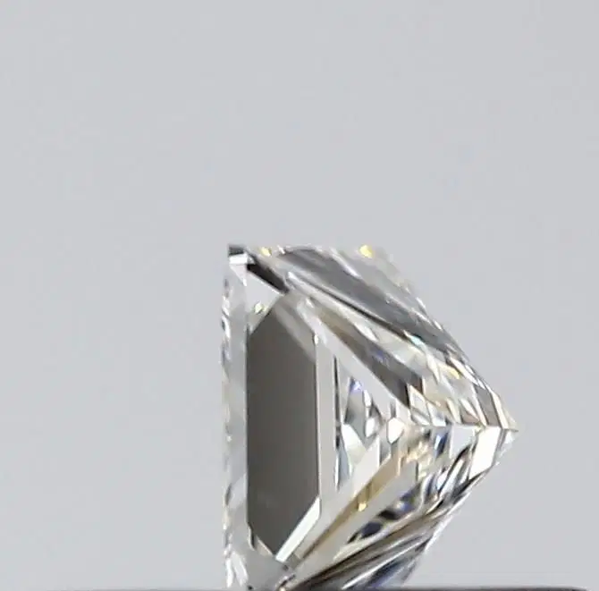 0.30 Carat Princess Timantti