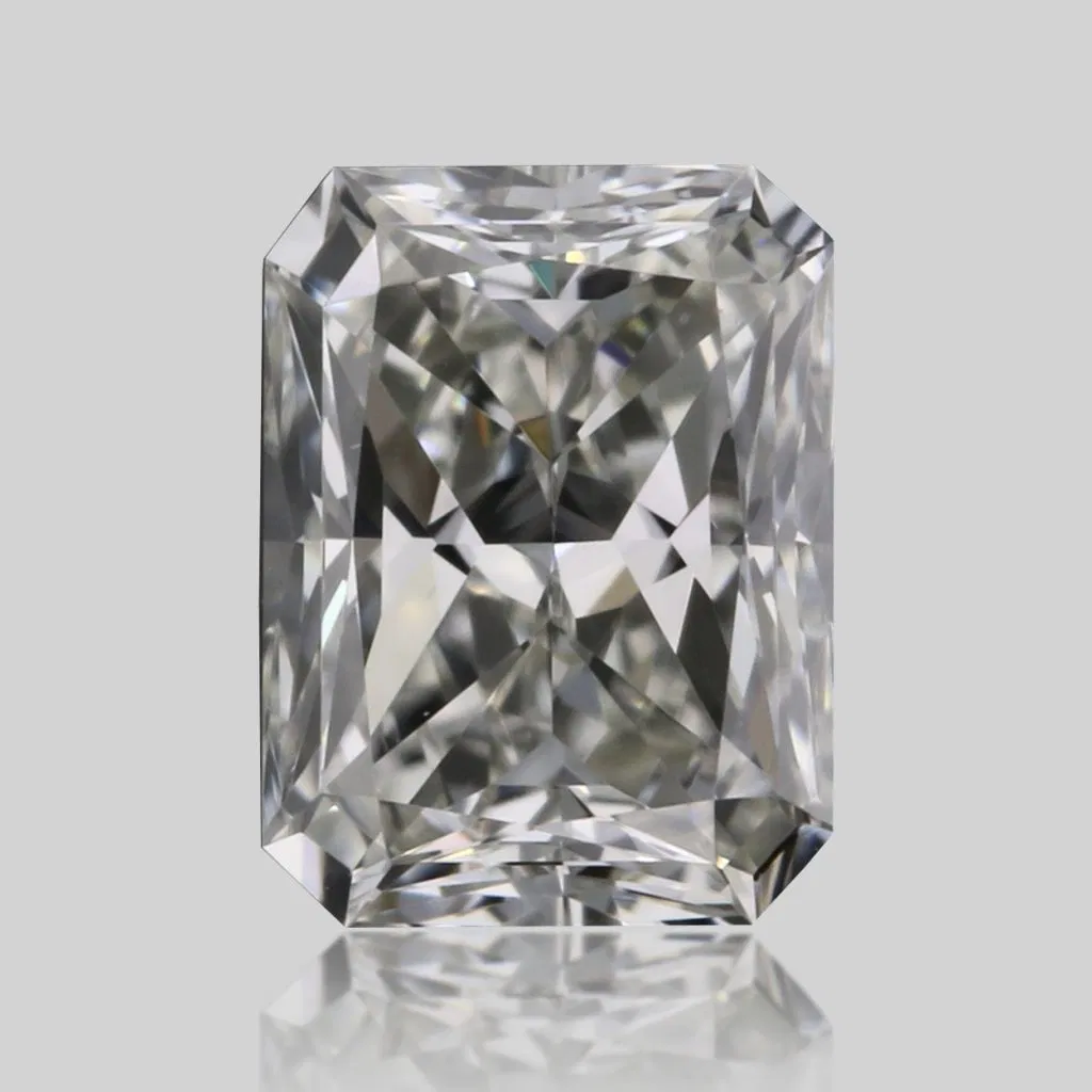 0.30 Carat Radiant Timantti