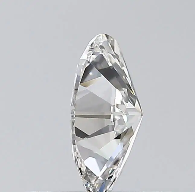 0.38 Karat Oval Diamant