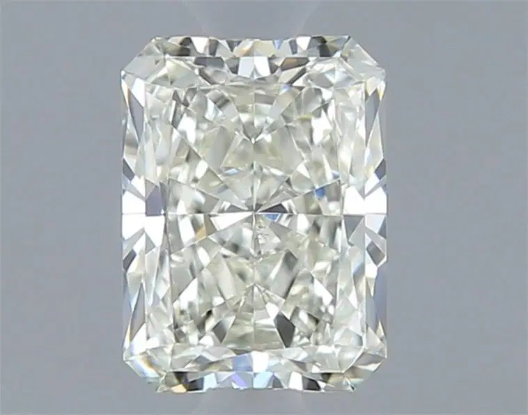 0.30 Carat Radiant Diamond