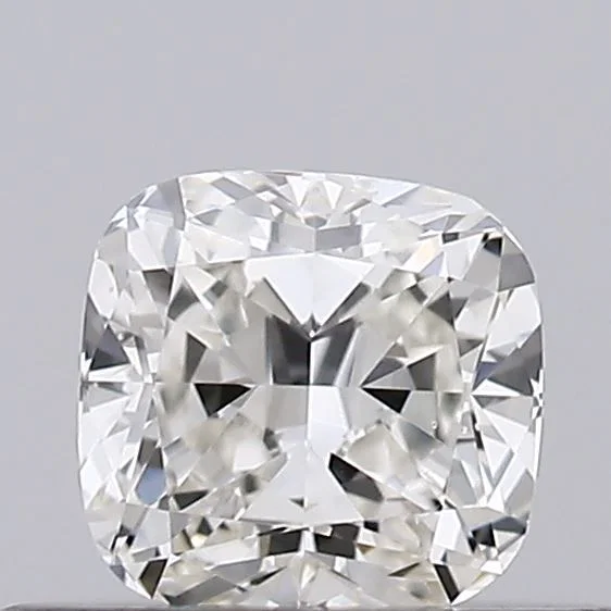 0.30 Quilate Cojín Diamante