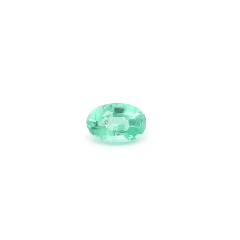 0.51 Karat Szlif owalny Emerald