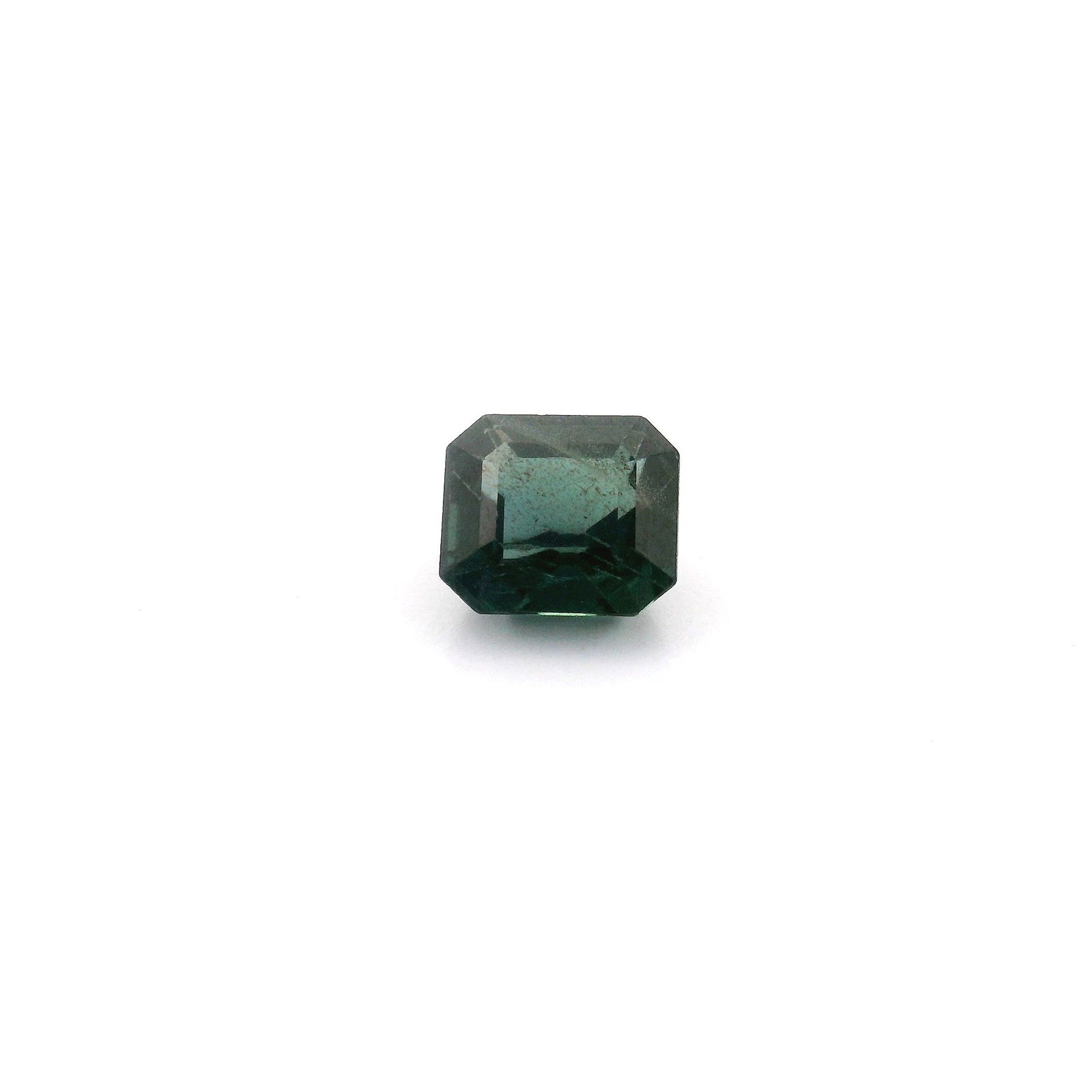 0.90 Карат Octagon Sapphire