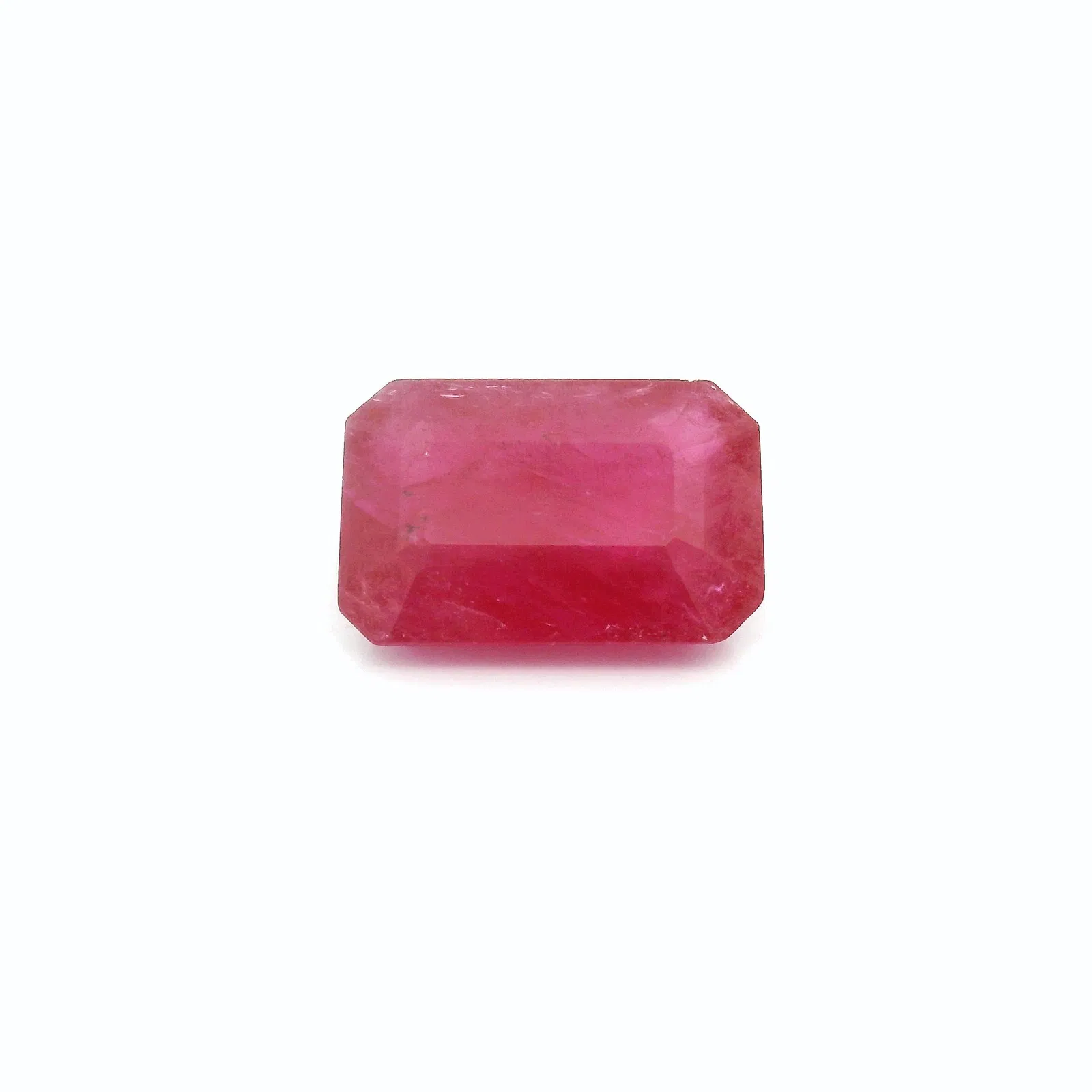 2.63 Karaat Octagon Ruby