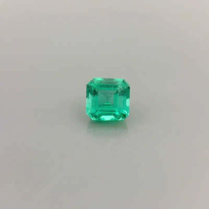 0.78 قيراط Octagon Emerald