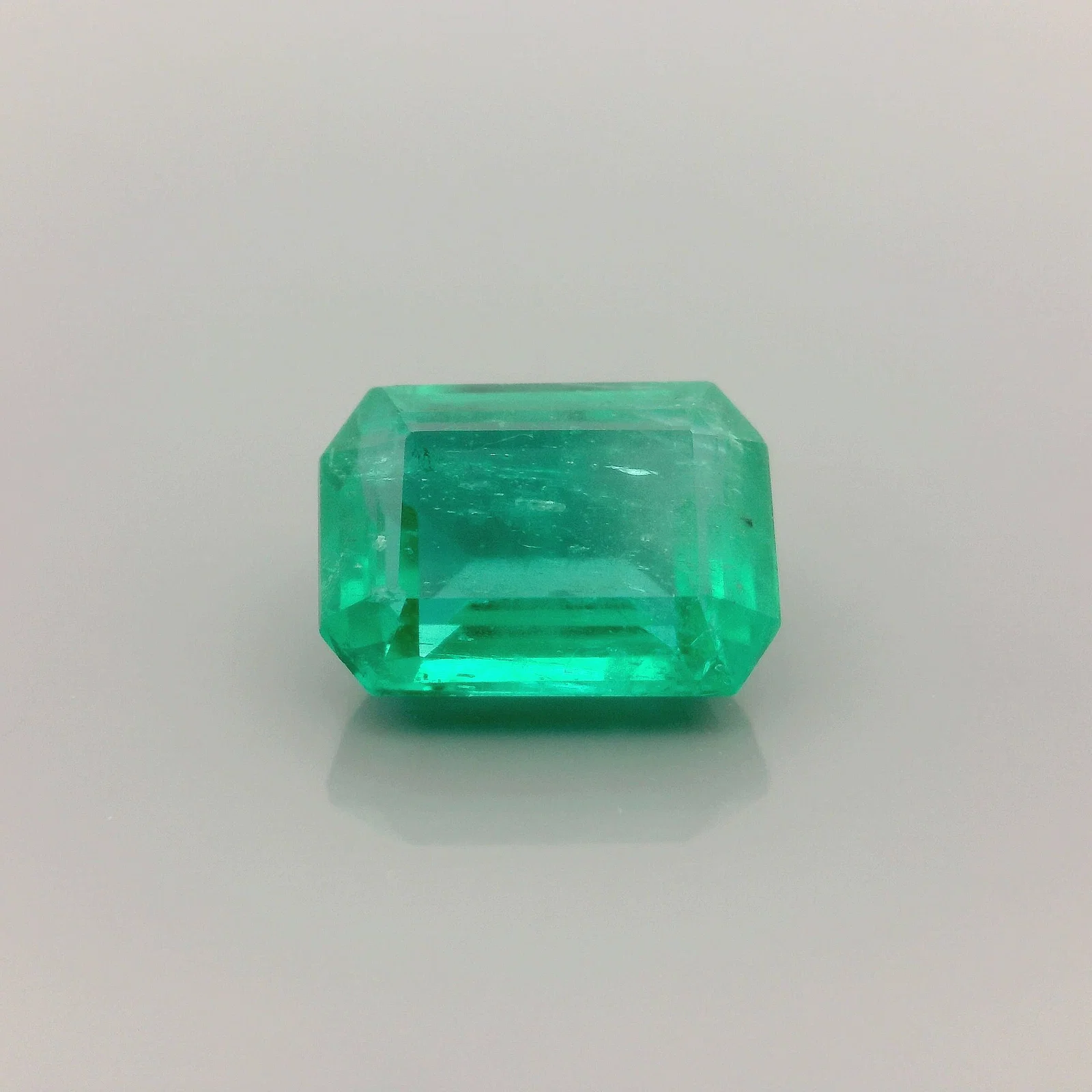 2.25 Quilate Octagon Emerald