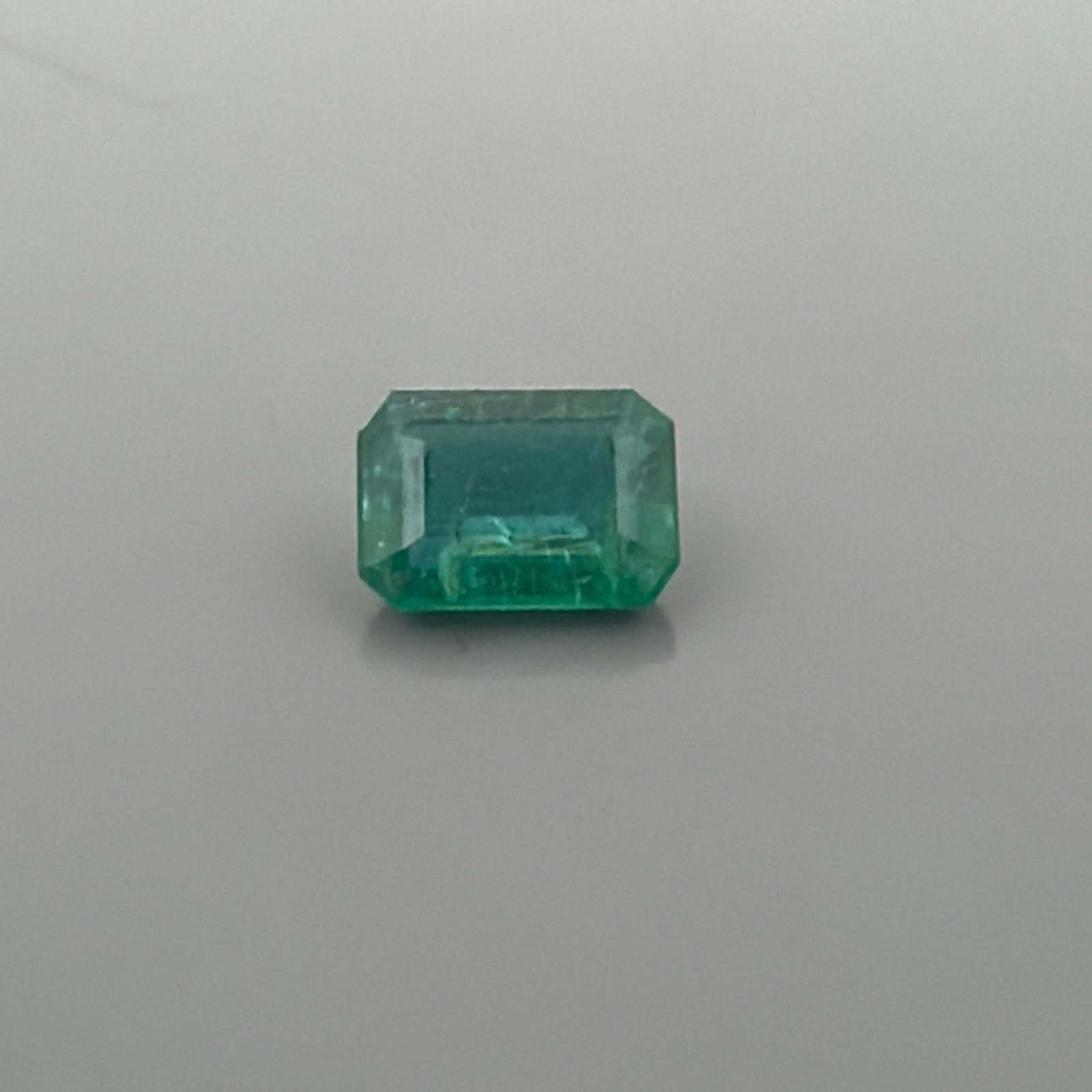 1.84 Karát Octagon Emerald
