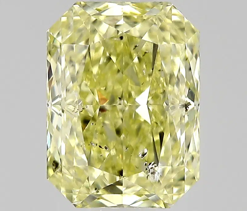 0.70 Carats Radiant Diamant