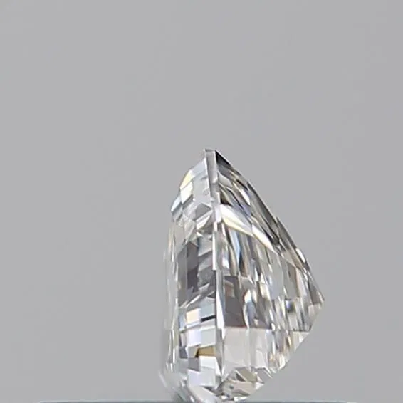 0.33 قيراط Shield ماسة