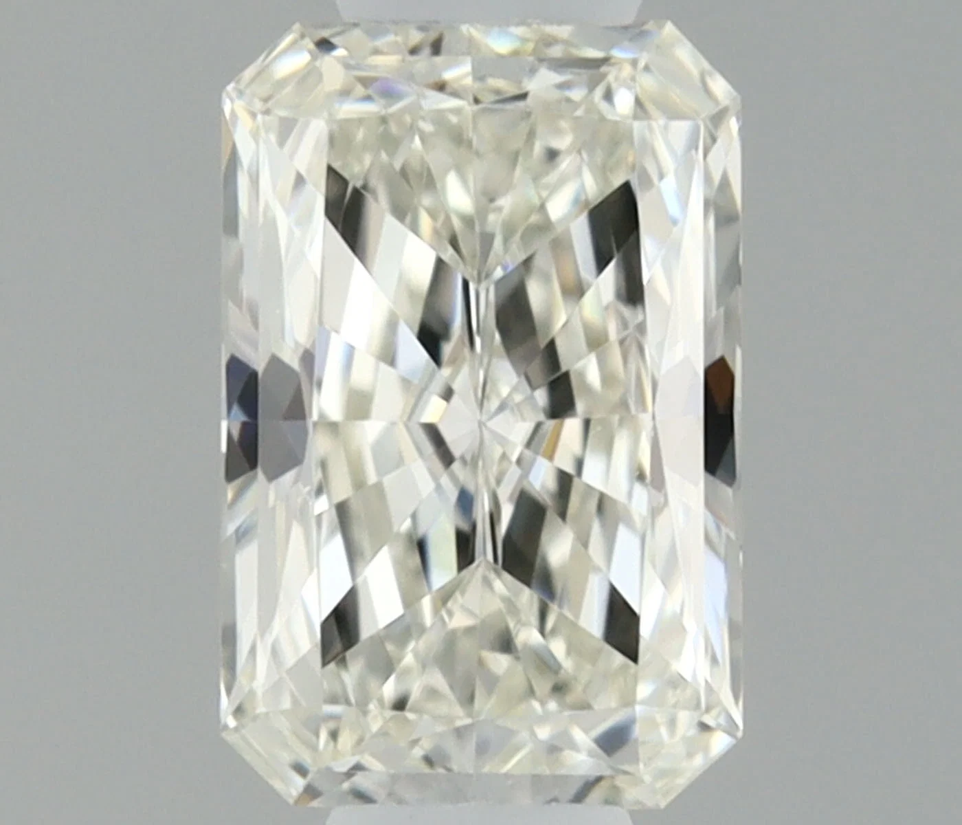 0.30 Karat Radiant Diamant