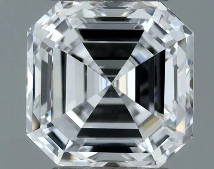 0.30 Karat Asscher Diamant