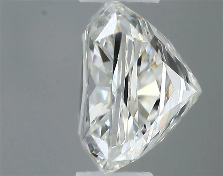 0.35 Quilate Cojín Diamante
