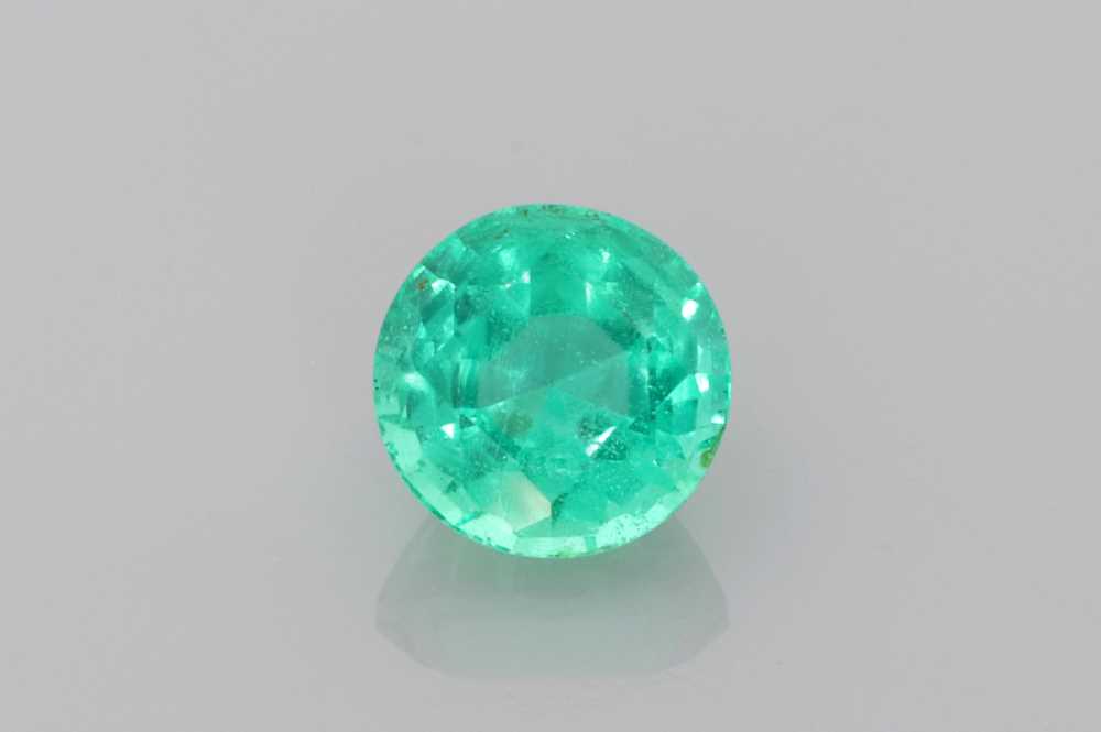 0.96 Karát Round Emerald