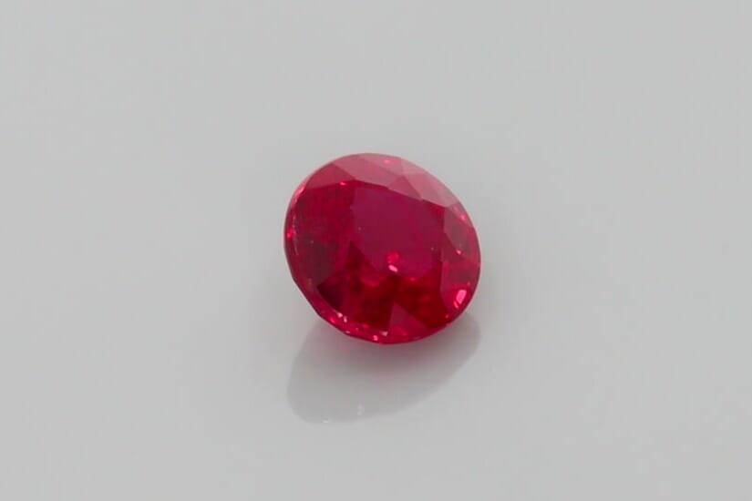 0.58 Quilate Redondo Ruby
