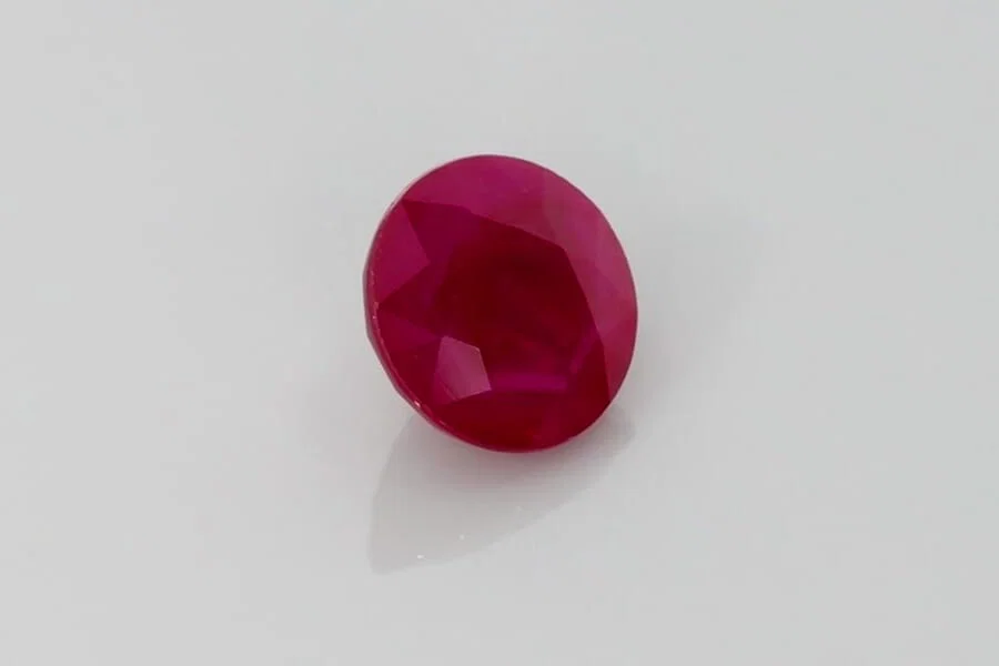 1.04 Karat Szlif okrągły Ruby