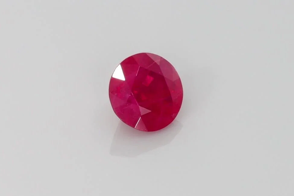 0.97 Karat Szlif okrągły Ruby