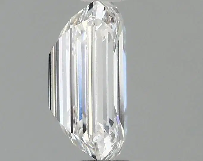 0.96 Carat Emerald Diamond