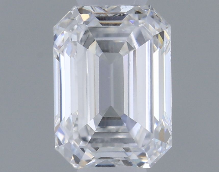 0.42 Carat Emerald Diamant