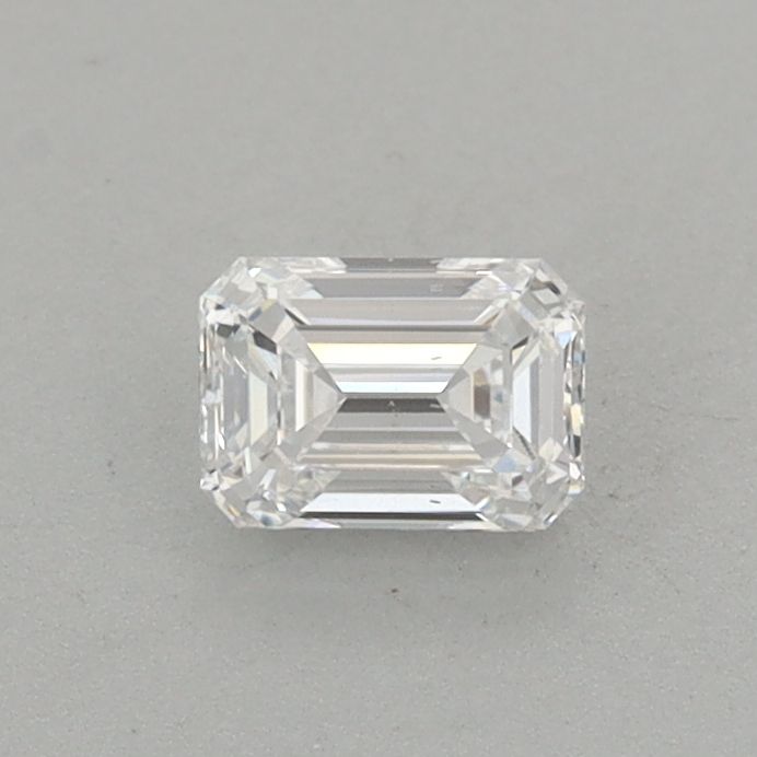 0.40 Carat Emerald Diamant