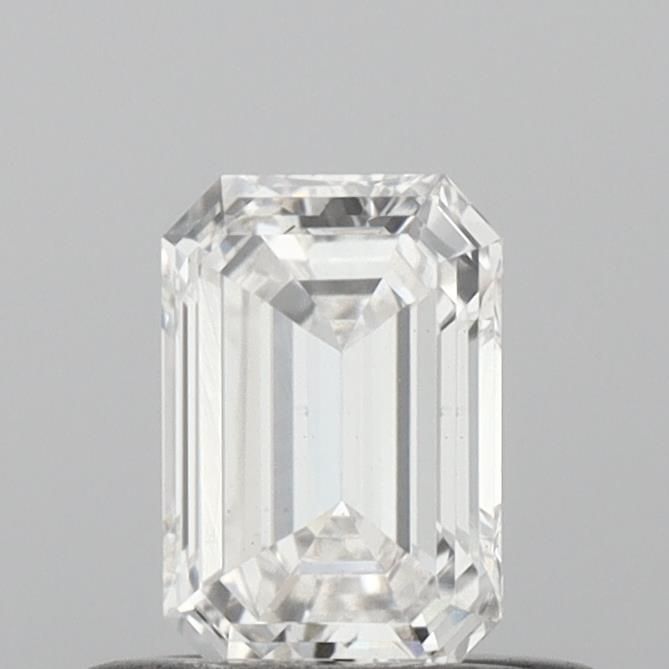 0.44 Carat Emerald Diamant