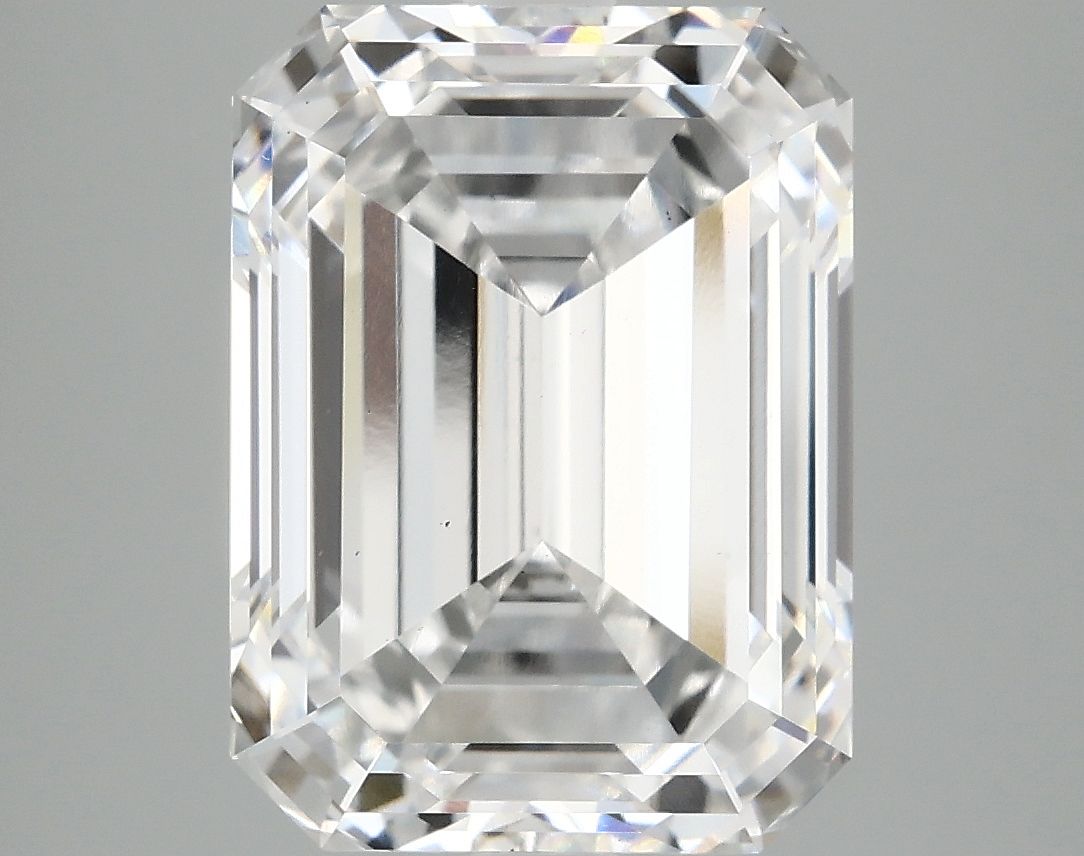 7.20 Carat Emerald Diamond