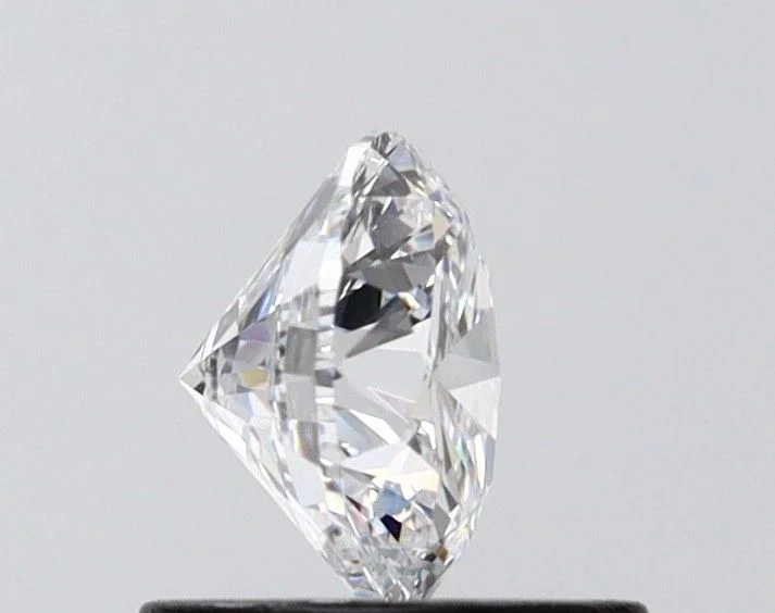 0.70 Carat Round Diamond